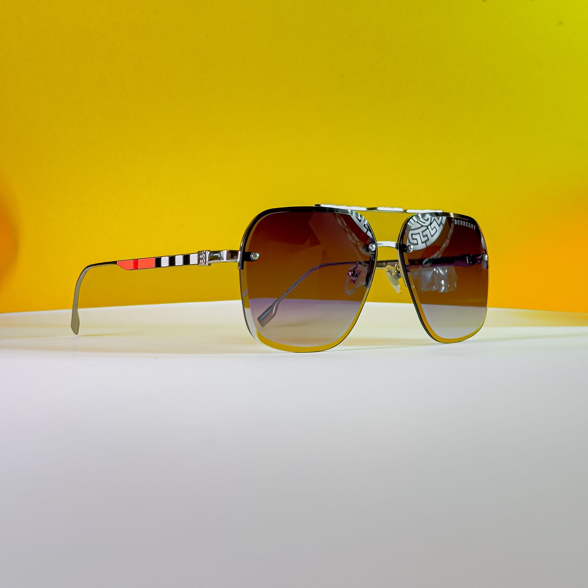 BURBERRY B6689S
