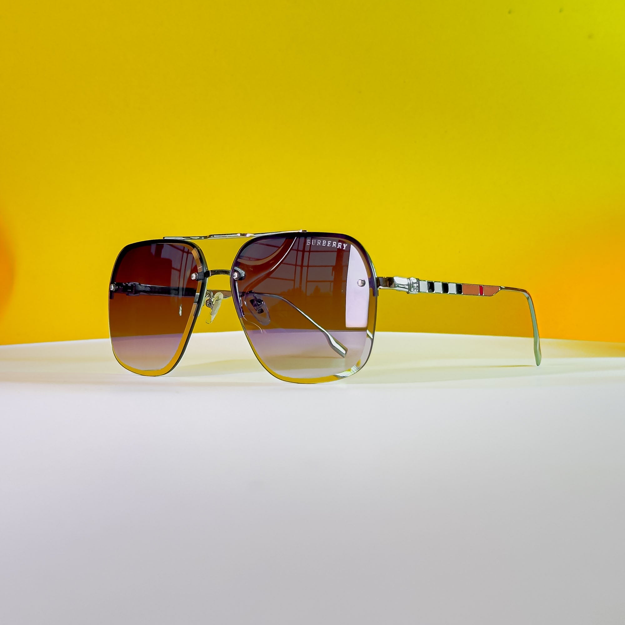 BURBERRY B6689S